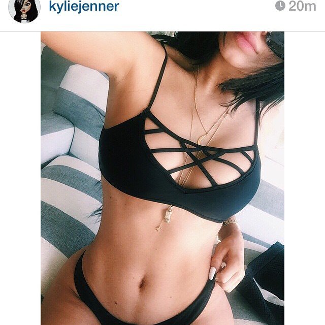 kylie jenner swim suit